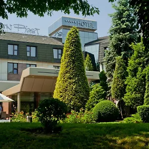 ***** Hotel & Polen